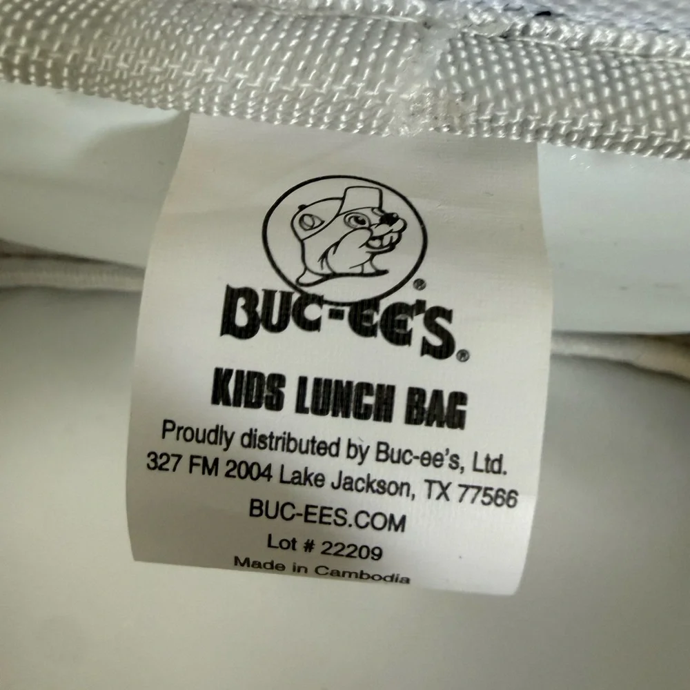 Buc-ee's Black Travel insulated lunch bag. Back2School